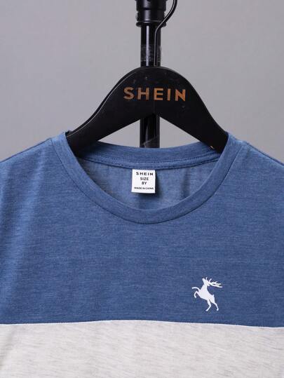 SHEIN تي شيرت تريكو بأسلوب كاجوال مراهق مع طبعة غزالة ولون مجزأ