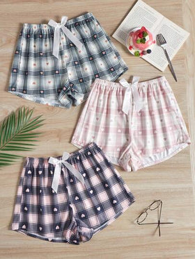 SHEIN 3قطع شورت نوم قصير بأربطة وطباعة مربعات والقلب
