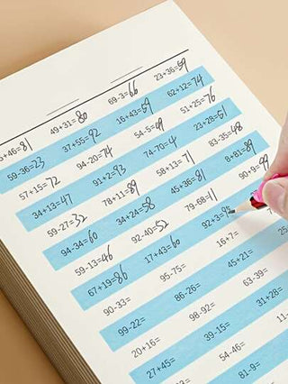 أدوات مكتبية ومدرسية دفتر تمارين الرياضيات لتعليم الحساب الذهني للصف الأول ابتدائي، كتاب ممارسة الجمع البسيط للتلاميذ الابتدائيين، بألوان عشوائية