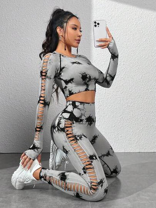 SHEIN Sport Studio طقم ملابس رياضية للنساء بتصميم سلس خالي من الأصباغ ومثقوب، طقم سروال رياضي وبلوزة للنساء