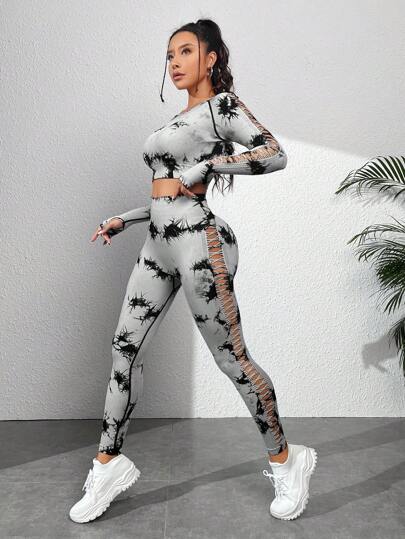 SHEIN Sport Studio طقم ملابس رياضية للنساء بتصميم سلس خالي من الأصباغ ومثقوب، طقم سروال رياضي وبلوزة للنساء