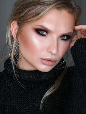 Misslyn قلم كريمي مزدوج الاستخدام عالي الصبغة، مقاوم للتشويش، خالي من التجارب على الحيوانات، ناعم وطويل الأمد، مثالي ل- Y2K والحفلات والشاطئ والسفر والعطلات والتخييم والهدايا والموضة الوردية والعام الجديد وعيد الحب، نباتي