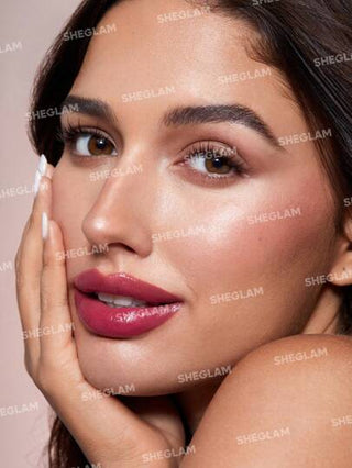 SHEGLAM ملمع شفاه Pout Pillow Cushion من Ko-أحمر شفاه سائل مرطب بلمسة نهائية لامعة مع طرف إسفنجي لتطبيق ملمع شفاه مرطب غير لاصق ملمع شفاه أرجواني عيد الأب التخرج عيد الميلاد العطلة الربيع الصيف Y2K فاخر أزياء مكياج مستحضرات التجميل حفل شاطئ سفر...