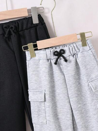SHEIN مجموعة الأولاد الصغار المكونة من سروال عمل بجيوب وتصميم ألوان ملبس وحبل ، سراويل طويلة عارضة مريحة متعددة الاستخدامات مناسبة لموسم الخريف