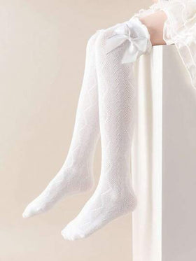 زوج واحد من جوارب شبكية بيضاء على شكل فراشة ودانتيل فوق الركبة للأطفال مناسبة للارتداء اليومي