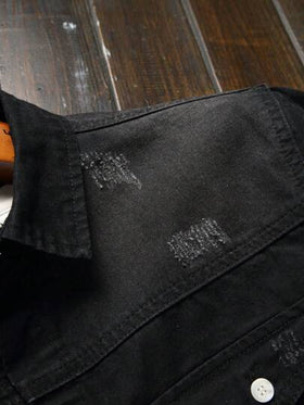 Manfinity Homme قميص جينز أزرق فاتح بجيب مرقع بدون تيشيرت، قميص جينز قطن أسود بأكمام طويلة وأزرار، مناسب للخروج والنزهات والعطلات في فصل الخريف