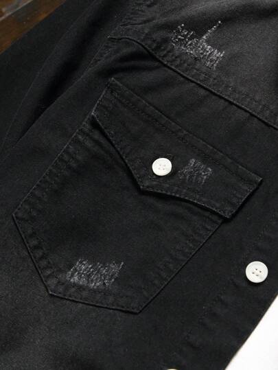 Manfinity Homme قميص جينز أزرق فاتح بجيب مرقع بدون تيشيرت، قميص جينز قطن أسود بأكمام طويلة وأزرار، مناسب للخروج والنزهات والعطلات في فصل الخريف