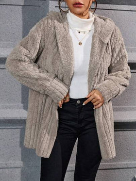 SHEIN Essnce جاكيت كاجوال منتظمة مع طبعات وياقة شربا ذات أزرار أمامية كابتشينو، سترات نسائية كاجوال فضفاضة ذات أكمام قصيرة بقلنسوة كاكي بلون أساسي، أزياء شتوية دافئة/ موضة شتوية