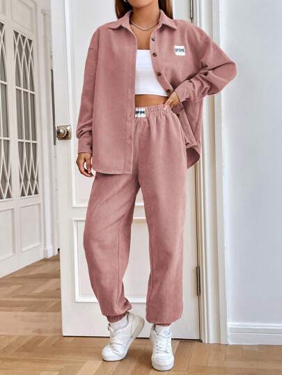 SHEIN EZwear بدلة كاجوال للنساء تتكون من قميص طويل الأكمام بأكتاف متساقطة مطرز بحرف وبنطال بحبل شد