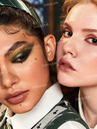 Harry Potter™ X SHEGLAM مجموعة لوحة ألوان هاري بوتر هوجورتس هاوسز 4 قطع/مجموعة لوحة ألوان ظلال العيون اللامعة غير اللامعة ذات الصبغة المتساوية، ظلال عيون ناعمة قابلة للمزج، هدايا لعيد الميلاد والشتاء عيد الأب التخرج عيد الميلاد العطلة الربيع الصيف...