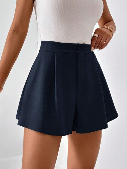 SHEIN Essnce شورت بساق واسع موحدة اللون جيب مائل