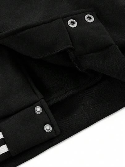Manfinity Hypemode جاكيت بيسبول بأكمام طويلة وتصميم ألوان متباينة، بطبعة حرفية بطراز الكلية، مناسبة للأصدقاء والملابس الشارعية في فصل الخريف