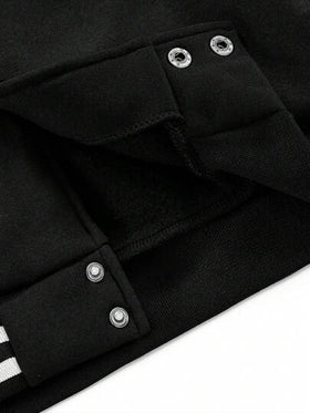 Manfinity Hypemode جاكيت بيسبول بأكمام طويلة وتصميم ألوان متباينة، بطبعة حرفية بطراز الكلية، مناسبة للأصدقاء والملابس الشارعية في فصل الخريف