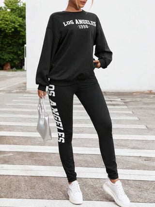 SHEIN Essnce مجموعة بدلة رياضية قطعتين للنساء بطبعة حرف عارضة الأزياء الكاجوال