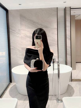 حقيبة شبكية خفيفة ذات تصميم سحاب، حقيبة بسيطة لأوقات العمل مزينة براينستون،صممت بأسلوب حقيبة الخرز الراقي للمساء،والحفلات والعشاء والعروس، أنيقة وفاخرة وهادئة وملائمة للسهرات والحفلات والعشاء وحفلات عيد الميلاد