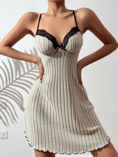 SHEIN قميص نوم بخيوط دانتيل ملمع