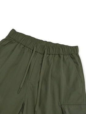Manfinity Homme شورت كاركو رجالي فضفاض مع جيوب بغطاء على الجانب