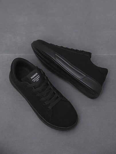 مزودة بأربطة أمامية، أحذية رياضية كلاسيكية سوداء اللون مريحة، أحذية جري أحادية اللون بتصميم بسيط