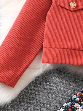 SHEIN Vintaside Kids جاكيت بتفاصيل الطية للبنات وفستان قطني بتفاصيل زهرية صغيرة