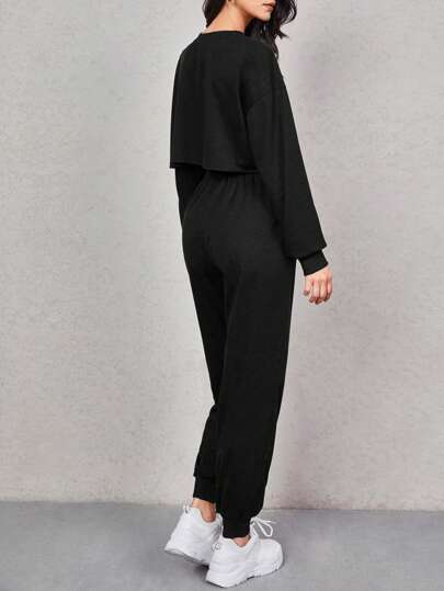 SHEIN EZwear طقم بنطلون رياضي مع بلوفر بطباعة أحرف منخفض الاكتاف