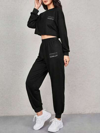 SHEIN EZwear طقم بنطلون رياضي مع بلوفر بطباعة أحرف منخفض الاكتاف