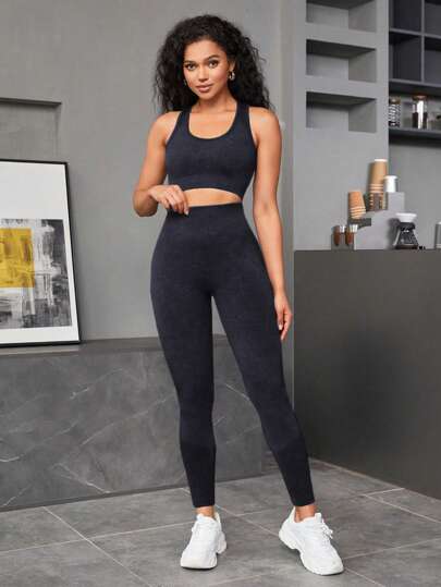 Seamluxe SHEIN Sport طقم ملابس رياضية من السترة والسروال الرياضي باللون الواحد للنساء، مجموعة ملابس جيم، مجموعة سراويل نسائية