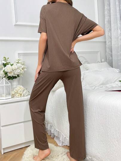 مجموعة بيجامات مطرزة برسوم كرتونية للنساء بتصميم دب