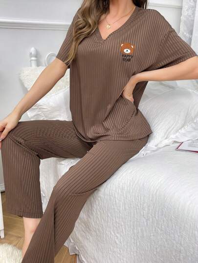 مجموعة بيجامات مطرزة برسوم كرتونية للنساء بتصميم دب