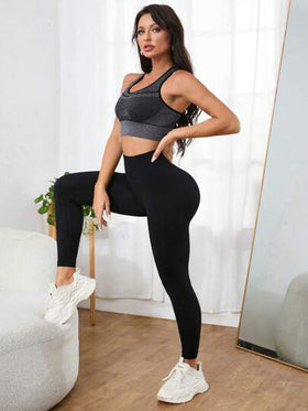 Easithlete ملابس علوية رياضي وسترة يومية نسائية ذات لون أحادي، بسيطة، بدون غرز، وفتحة للإبهام للتمارين الرياضية
