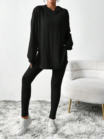 SHEIN Essnce طقم مكون من قطعتين تي شيرت مضلع بلون خالص للسيدات مع غطاء للرأس وبنطلون ضيق