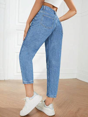 SHEIN PETITE جينز مدبب بشعار النص