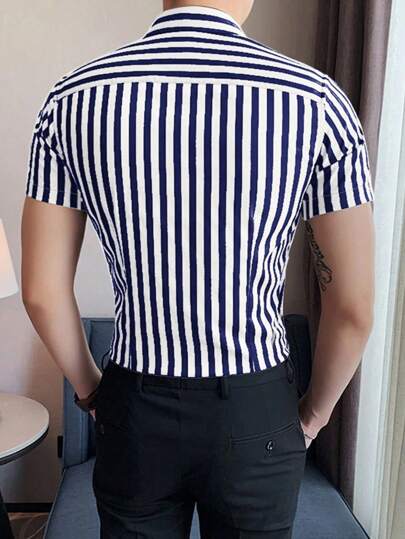Manfinity Homme قميص مخطط عمودي أزرار من أعلى إلى أسفل للرجال