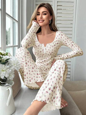 FloralLove طقم بيجامة مضلع مع طباعة وردة صغيرة، ملابس خريف وشتاء ذات تفاصيل أنيقة ودافئة بتصميم زهري فاخر