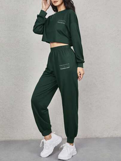 SHEIN EZwear مجموعة قطعتين للنساء تتألف من بلوزة مطبوع عليها حروف مقتصرة وسروال طويل