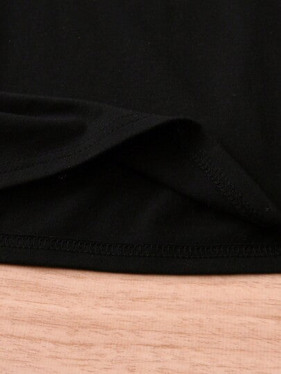 SHEIN تي شيرت صيفي قصير الأكمام خفيف بطبعة حرفية للأولاد