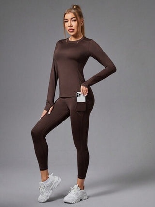 Sport Studio طقم رياضي للنساء يتكون من بلوزة بأكمام طويلة مع جيب وسروال رياضي