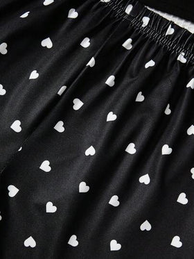 SHEIN طقم بيجامة مكون من 3 قطع/مجموعة من تي شيرت كاجوال بنمط قطة للفتيات برقبة دائرية وسروال وسروال قصير بنمط قلب من توين