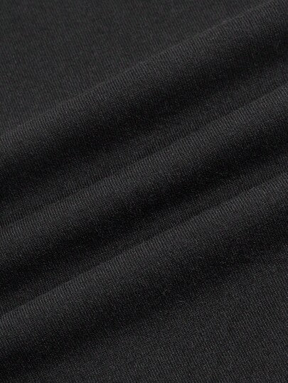 EZwear تي شيرت نسائي أساسي بياقة مستديرة وأكمام قصيرة، جرافيك جيتار، مقصوص مناسب للصيف