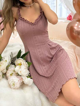 SHEIN فستان نوم نسائي بأربطة كتف مزينة بالكشكشة