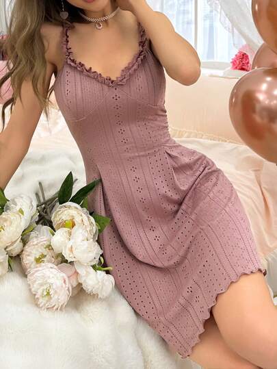 SHEIN فستان نوم نسائي بأربطة كتف مزينة بالكشكشة
