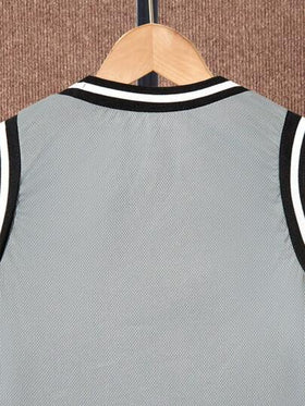 SHEIN طقم شورت صدرية مطبوع عليه حروف Tween Boy مكون من قطعتين