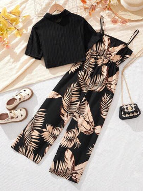 SHEIN طقم بلوزة بليسي صلبة وقميص نوم قصير بطبعة استوائية لفتاة في فترة البلوغ