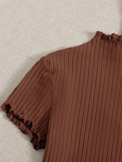 EZwear تي شيرت نسائي بأكمام قصيرة مع حافة مموجة