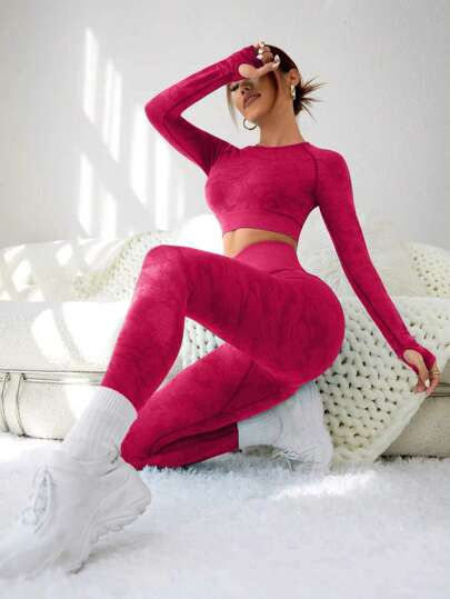 SHEIN Sport Studio بدلة رياضية للنساء مكونة من قطعتين، تيشيرت رياضي وسروال ليغينغز، سلس مطاطي عالي المطاطية مع ثقوب للإبهام
