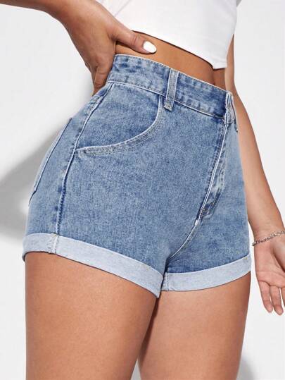 SHEIN Essnce شورت جينز بحافة ملفوف