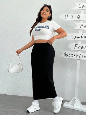 SHEIN EZwear تنورة نسائية سوداء محتشمة ضيقة على الركبة بمقاس زائد ومصنوعة من الصوف الناعم