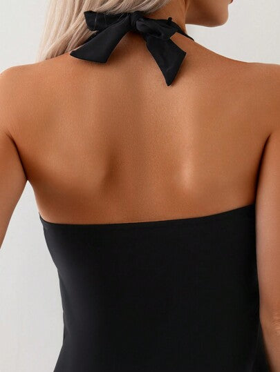 طقم تانكيني حريمي Swim Basics بيكيني علوي للسيدات بلون سادة وياقة رسن