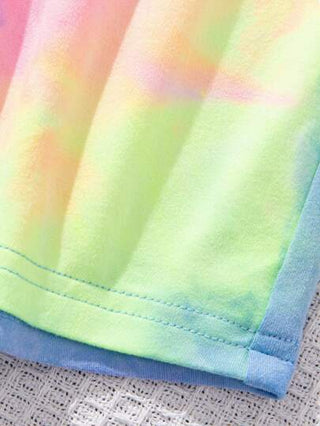 EZwear طقم تي شيرت وشورت 2 قطعة بياقة مستديرة وأكمام قصيرة للنساء بنمط الصبغ بالربط والرسم القلبي كاجوال للصيف