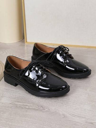 أحذية أوكسفورد حريمي أحذية أكسفورد نسائية، حذاء مسطح رياضي بأسلوب Preppy، حذاء جلدي أسود بأسلوب بريطاني يتناسب مع المرأة من مقاس كبير للربيع