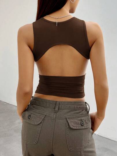 EZwear كروب توب نسائي بدون اكمام وظهر مفرغ